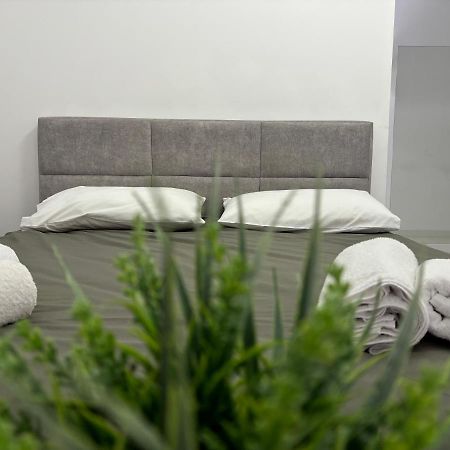 Center, Selvia White Apartment Тирана Экстерьер фото