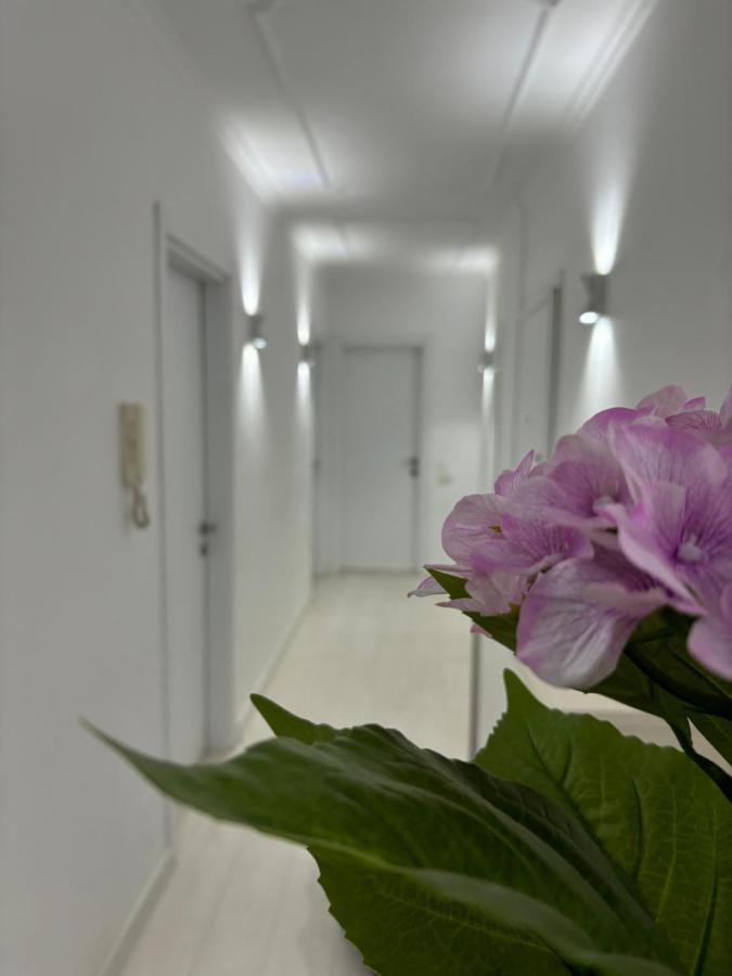 Center, Selvia White Apartment Тирана Экстерьер фото